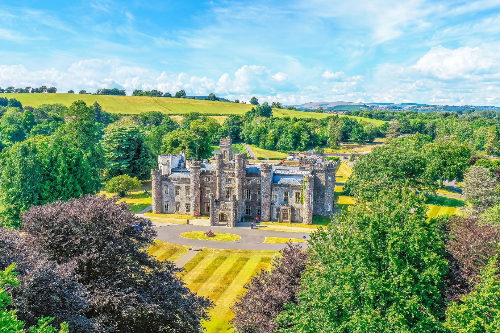 Apartment 6, Wyatt House, Hensol Castle Park, Hensol, Pontyclun, CF72 8GH